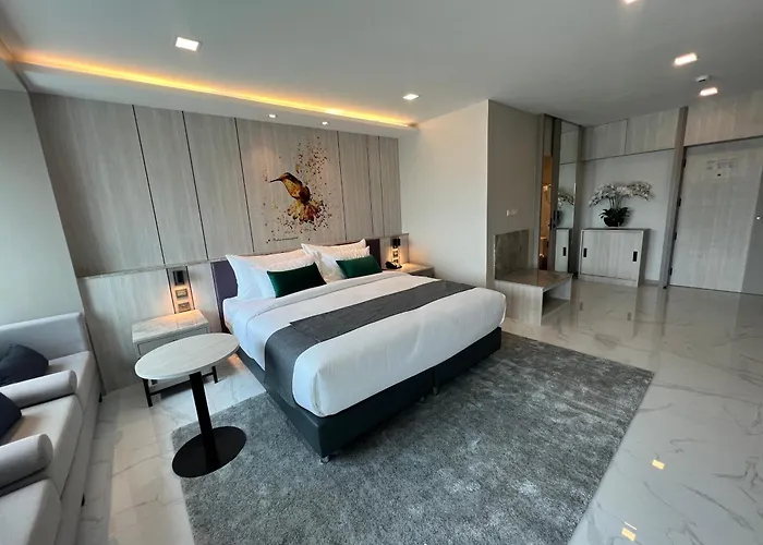 Arni Skye Hotel