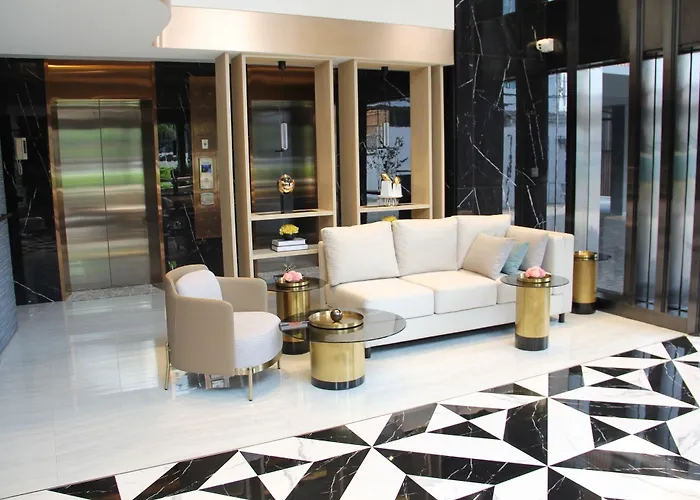 Arni Skye Bangkok